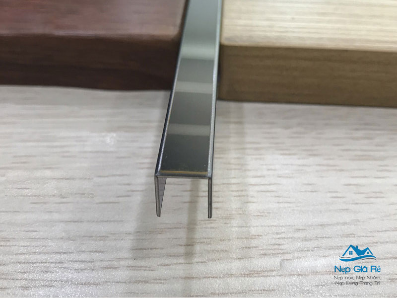 Dac-diem-noi-bat-cua-nep-inox-u10mm-nepgiare