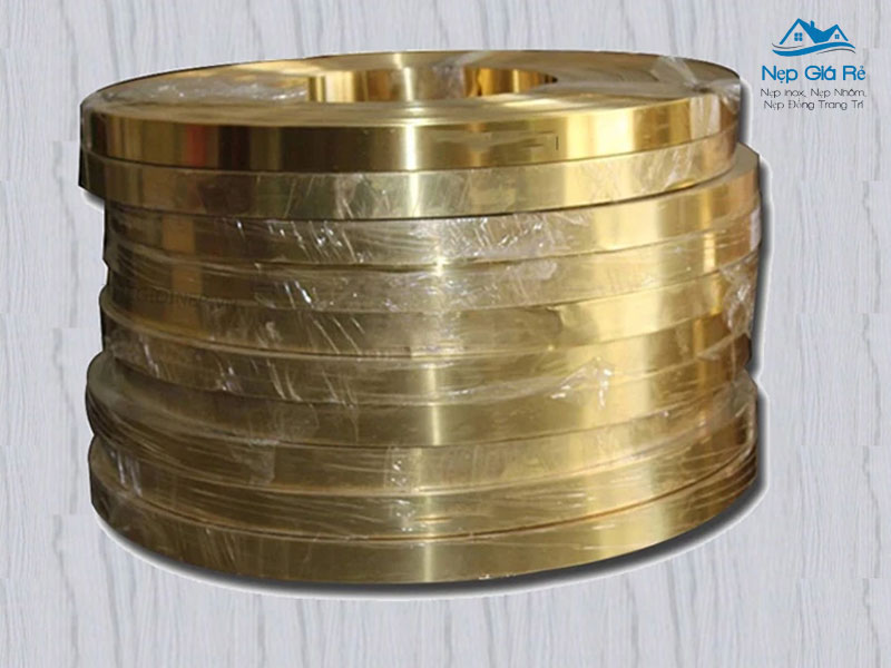 Ung-dung-cua-nep-inox-la-cuon-nepgiare