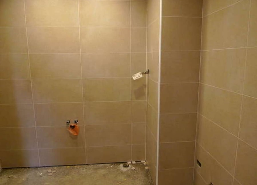 Nẹp nhựa góc vuông TH-12 giá rẻ dùng để nẹp cạnh tường trong nhà tắm