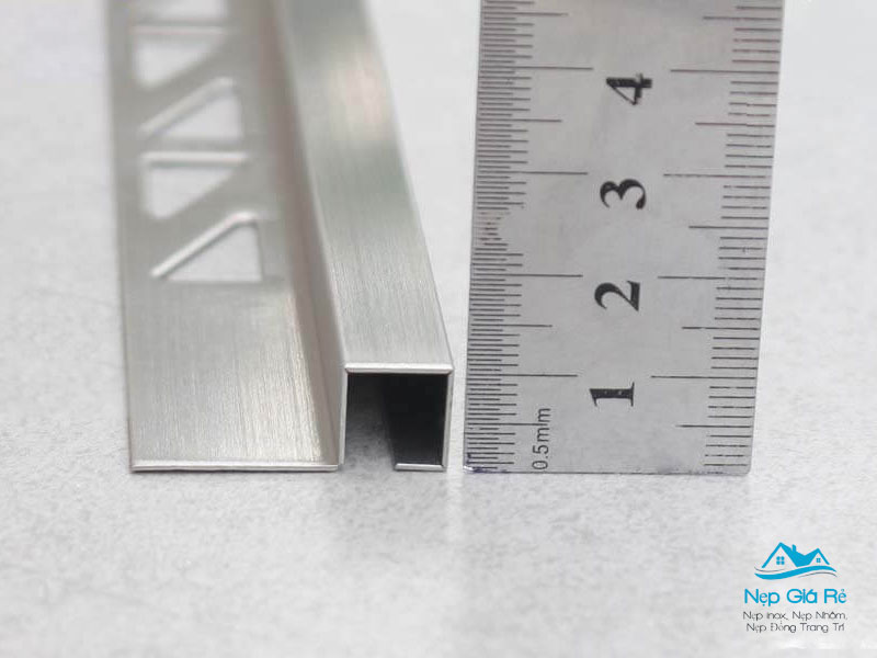 Thong-so-ky-thuat-cua-nep-inox-bo-vuong-nepgiare