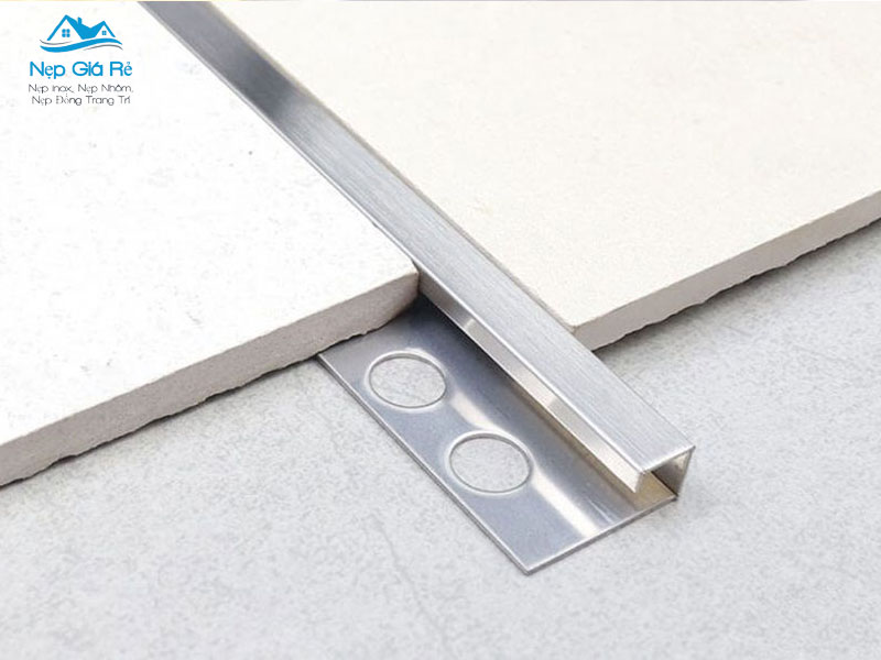 Ung-dung-cua-nep-inox-bo-vuong-s-gv10-trong-thuc-te-nepgiare