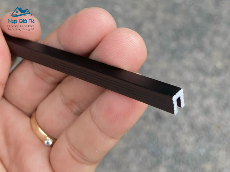 Thong-so-ky-thuat-cua-nep-nhom-chu-u5mm-nepgiare