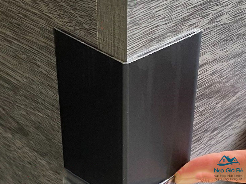 Quy-trinh-lap-dat-nep-v-nhom-50-50-nepgiare