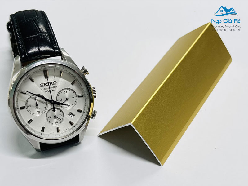 Quy-trinh-lap-dat-thanh-nep-v-nhom-30-30-nepgiare