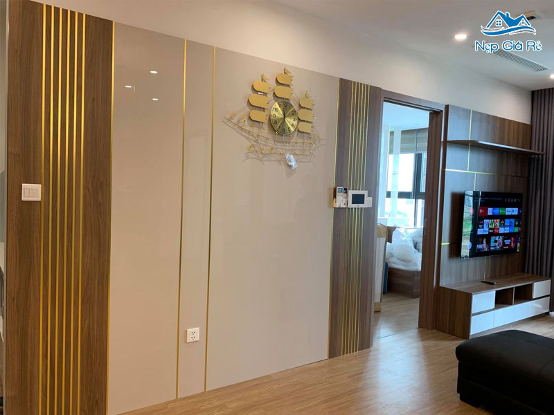 Ung-dung-nep-inox-trong-trang-tri-noi-that-nepgiare