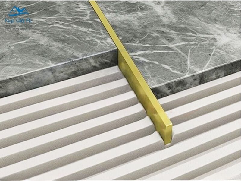 Ứng Dụng Của Nẹp La đồng 5×20 Mm