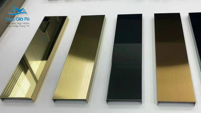 Bang-gia-nep-inox-tai-lai-chau-u-t-v-cu-the-nepgiare