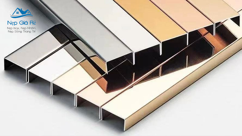 Bang-gia-nep-inox-tai-nghe-an-u-t-v-nepgiare