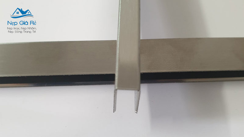 Bang-gia-nep-inox-tai-phu-tho-u-t-v-chi-tiet-nepgiare