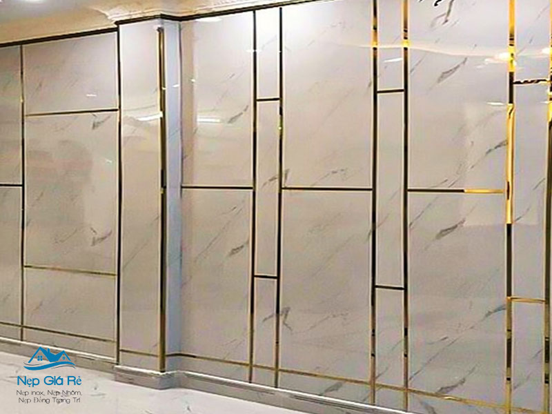 Cac-yeu-to-anh-huong-den-gia-nep-inox-tai-ha-giang-nepgiare