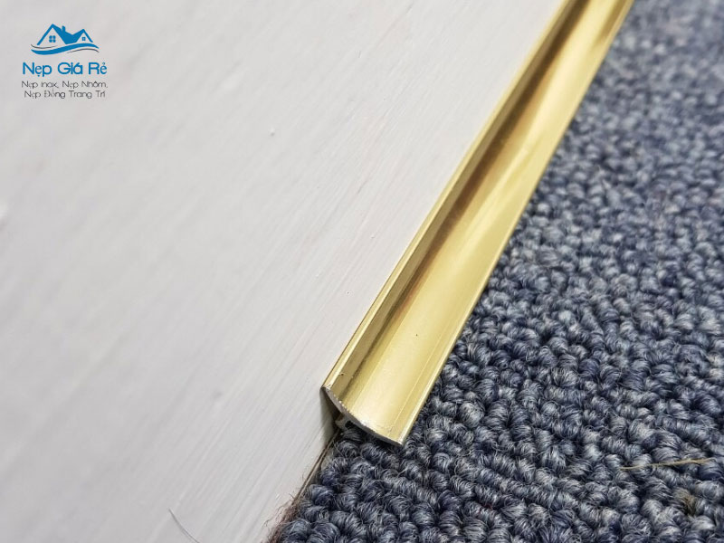 Mua-nep-dong-su-dung-trong-kien-truc-o-dau-chat-luong-nepgiare