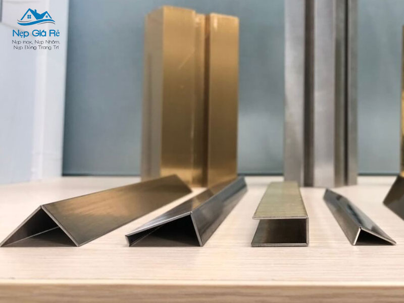 O-dau-co-ban-nep-inox-gia-tot-tai-dien-bien-nepgiare