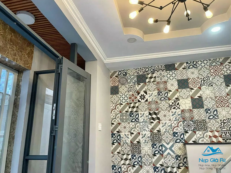 Ung-dung-cua-gach-bong-trang-tri-nepgiare
