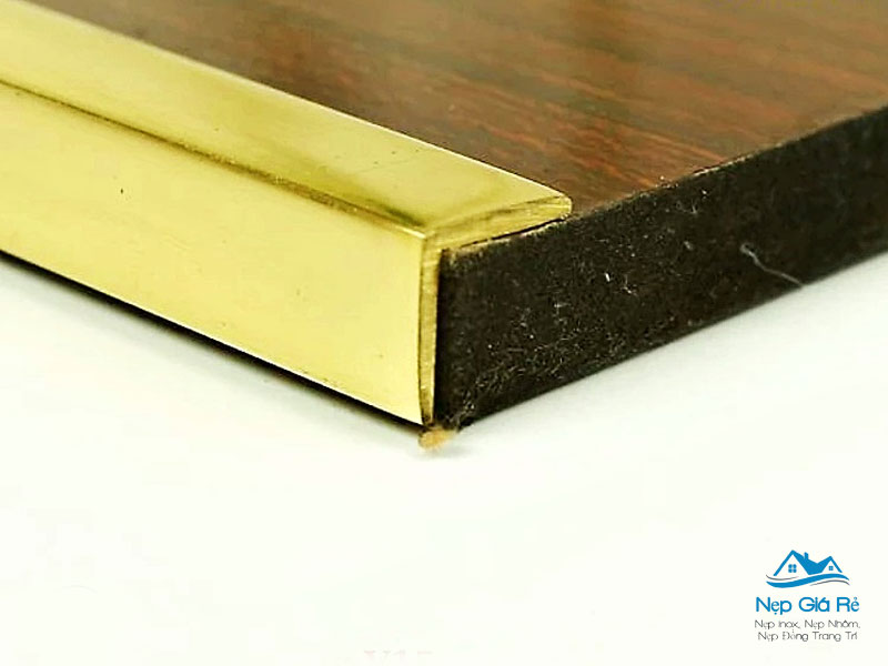 Ve-sinh-va-bao-duong-nep-dong-dung-cach-nepgiare