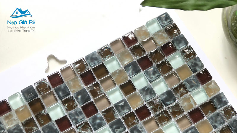 Gach-mosaic-trang-tri-diem-nhan-nghe-thuat-cho-khong-gian-song-nepgiare
