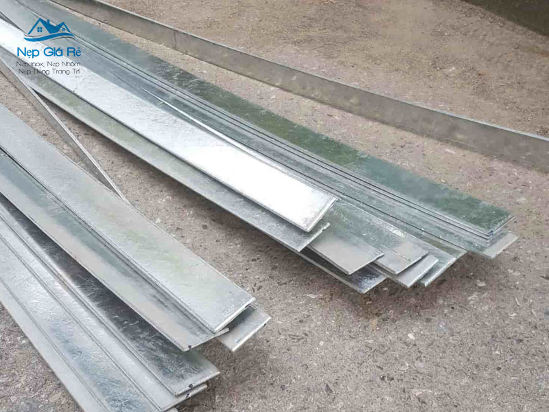 Lap-la-nhom-la-gi-nepgiare