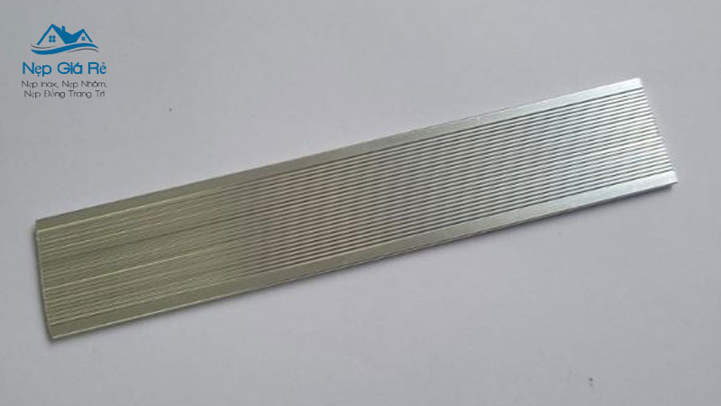 Lap-la-nhom-la-gi-ung-dung-lap-la-nhom-trong-thiet-ke-noi-that-nepgiare