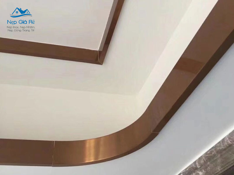 Op-vien-cua-guong-kinh-nepgiare