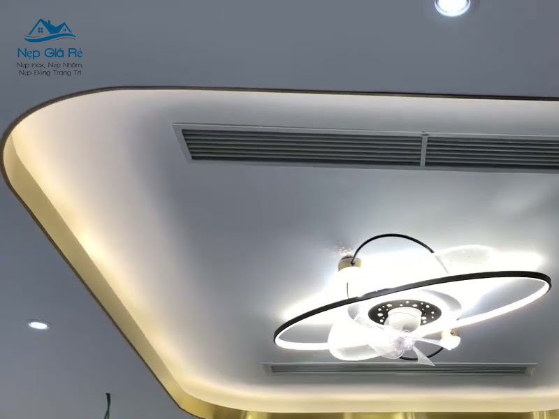 Tim-hieu-ve-nep-inox-uon-cong-nepgiare