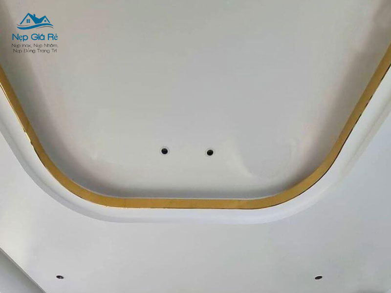 Vi-sao-nen-su-dung-nep-inox-tran-thach-cao-nepgiare