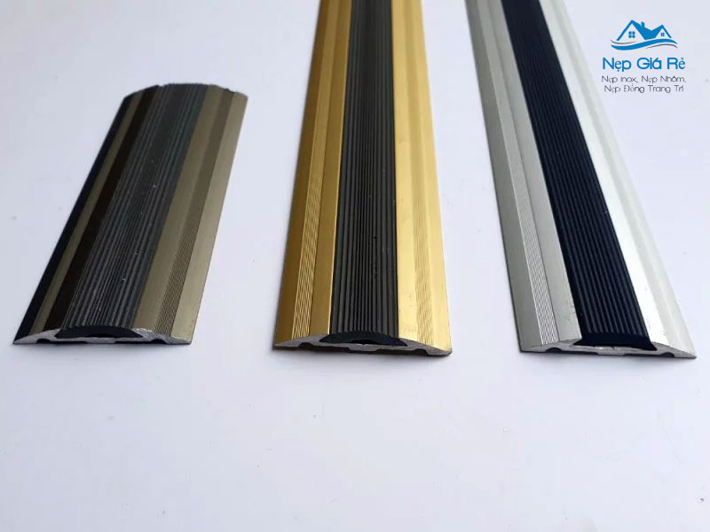 Huong-dan-ve-sinh-va-bao-quan-nep-nhom-nepgiare