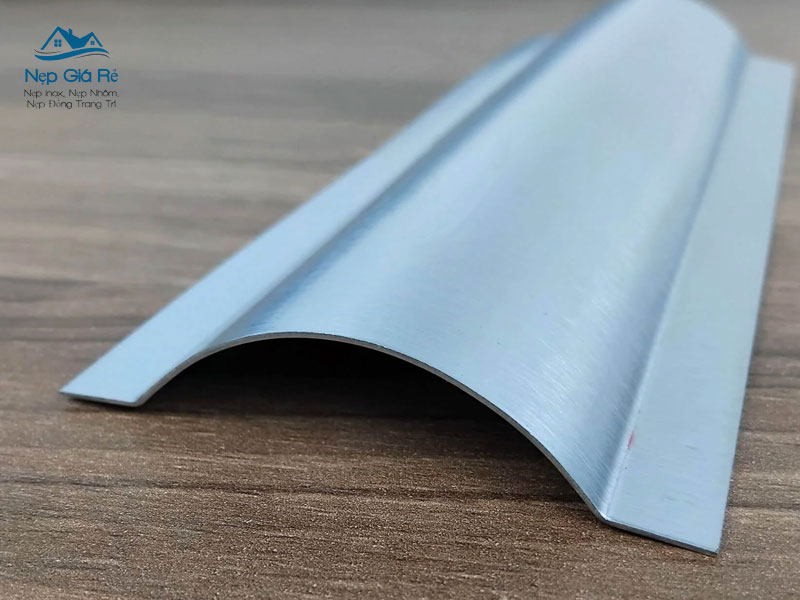 Thi-cong-don-gian-nepgiare