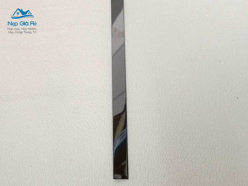 Nep-la-inox-mau-den-la-gi-nepgiare