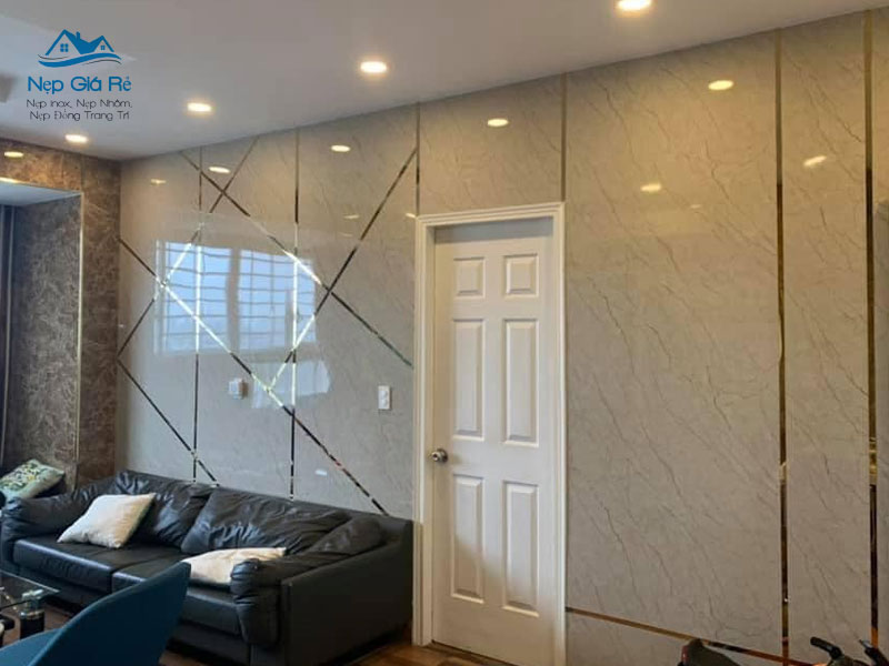 Ung-dung-cua-nep-la-inox-40mm-nepgiare