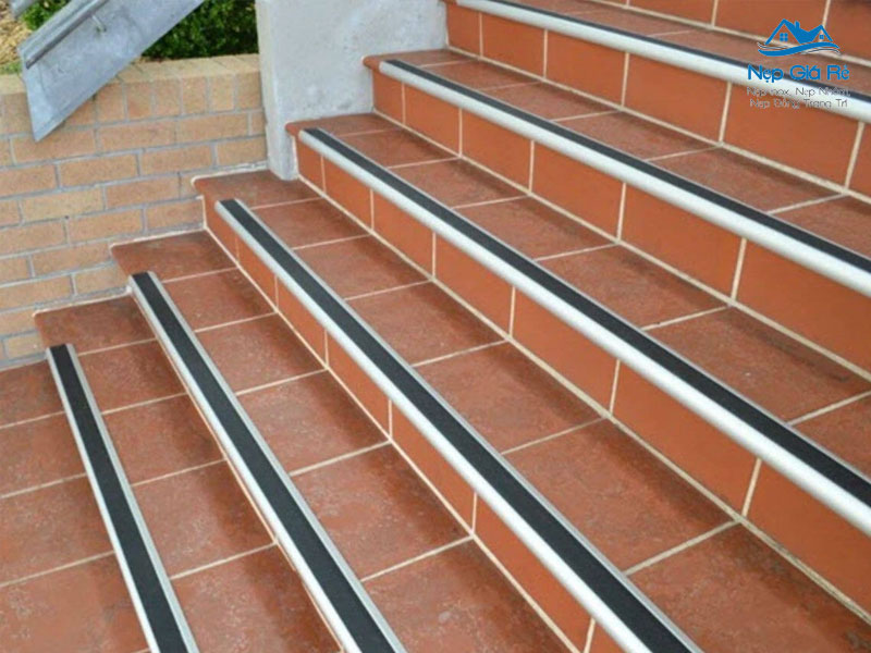 Nen-chon-nep-nhom-hay-nep-dong-1-nepgiare