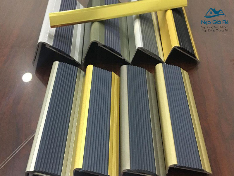 Cac-vi-tri-ly-tuong-de-lap-nep-chong-truot-nepgiare