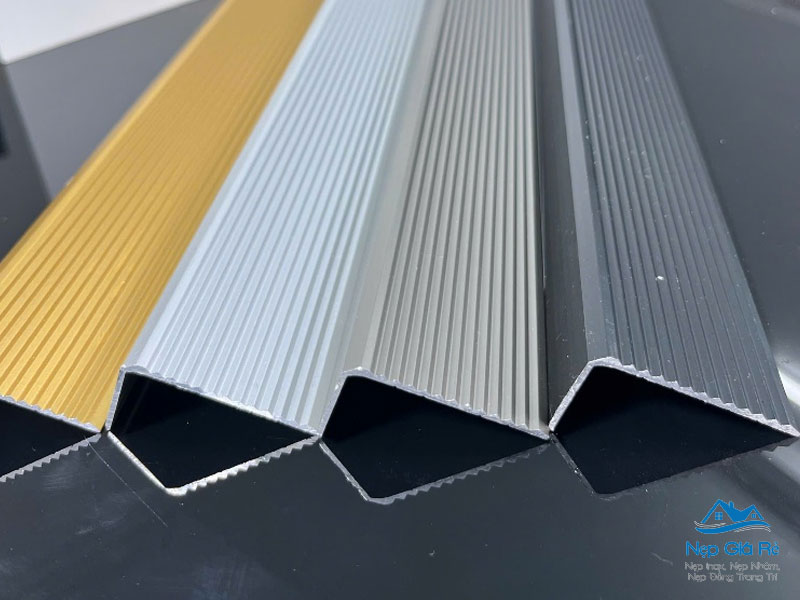 Dau-la-noi-cung-cap-nep-chong-truot-cau-thang-tai-thai-nguyen-uy-tin-nepgiare