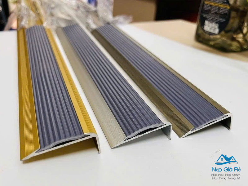 Nhung-yeu-to-anh-huong-den-gia-nep-chong-truot-tai-vinh-phuc-nepgiare