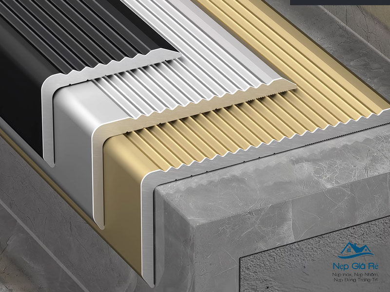 Bang-gia-nep-chong-truot-cau-thang-tai-phu-yen-nepgiare