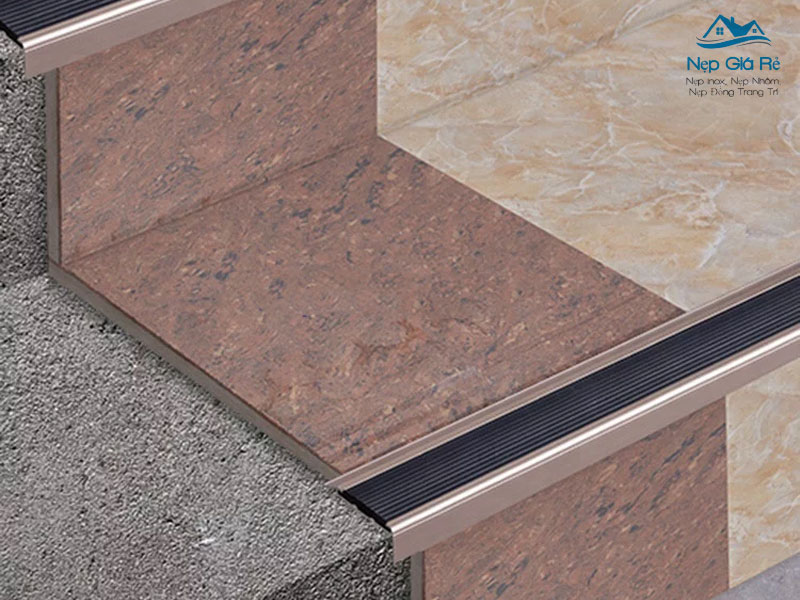 Cac-loai-nep-chong-truot-pho-bien-tai-soc-trang-nepgiare