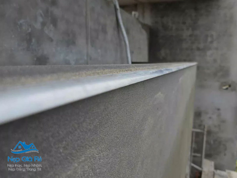 Tinh-ung-dung-cua-nep-chi-ngat-nuoc-duoi-nan-dc-nepgiare