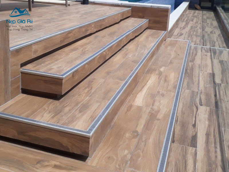 Chi-phi-van-chuyen-va-thi-cong-nepgiare