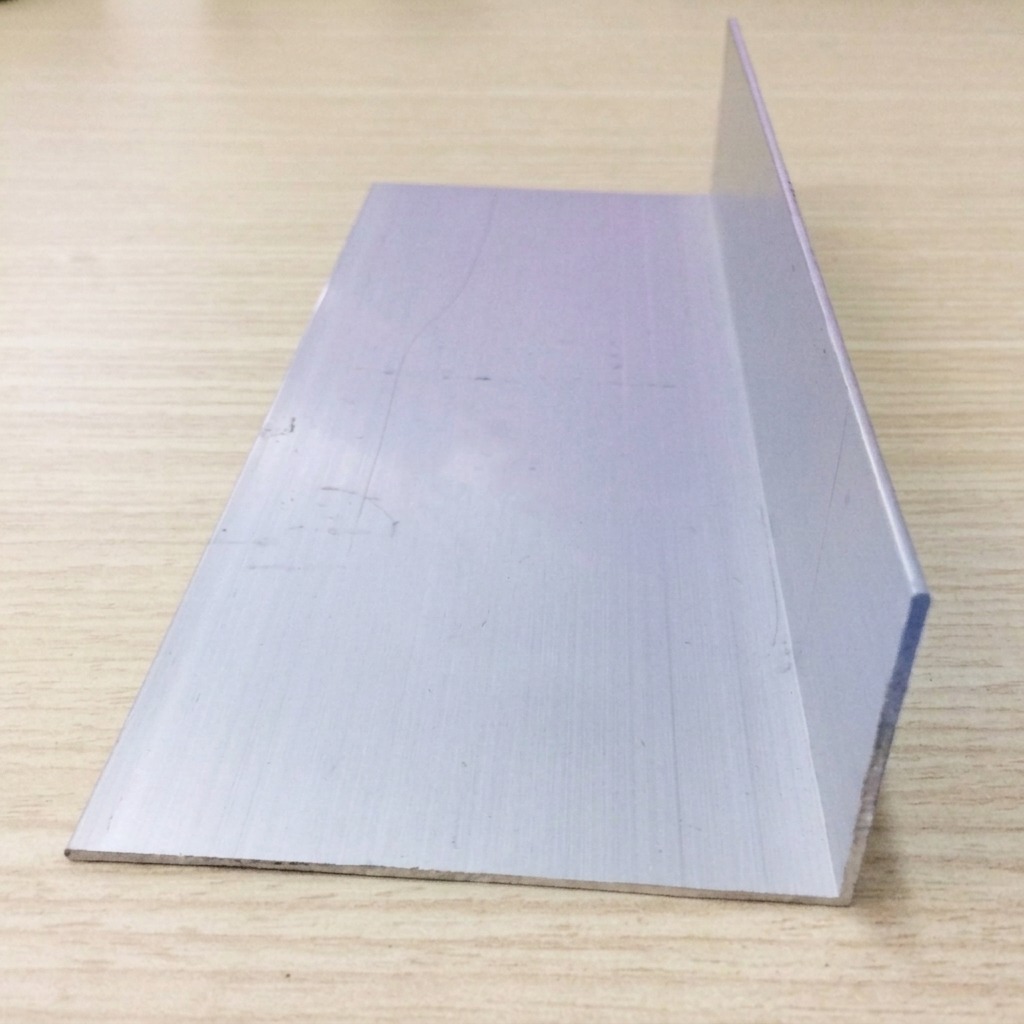 Đặc Tính Cấu Tạo Và ưu Thế Của Nẹp V Nhôm Lệch Cánh 40x80 Mạ Anode